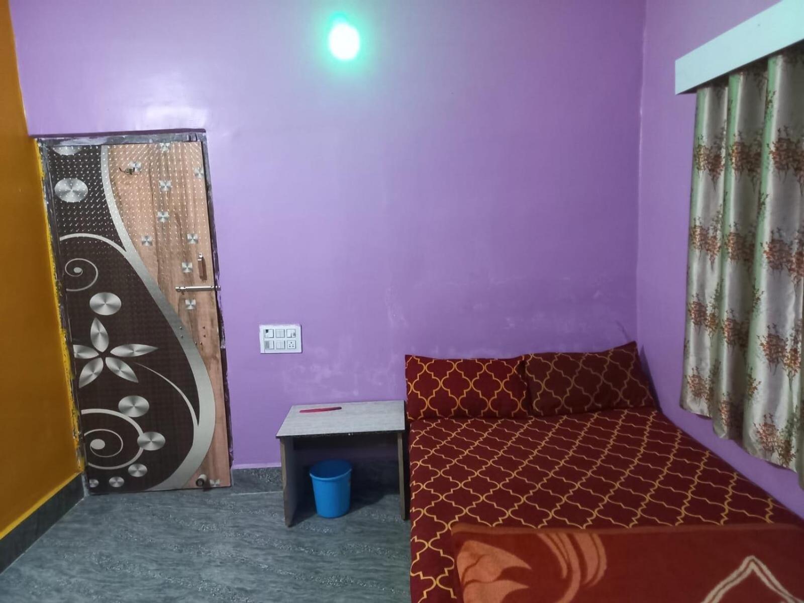 Oyo Paras Hotel Jamui Esterno foto